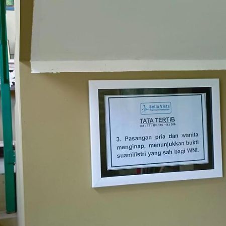 Bella Vista Premium Homestay バニュワンギ エクステリア 写真